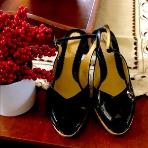 Barely worn Liz Claiborne black cork base heels